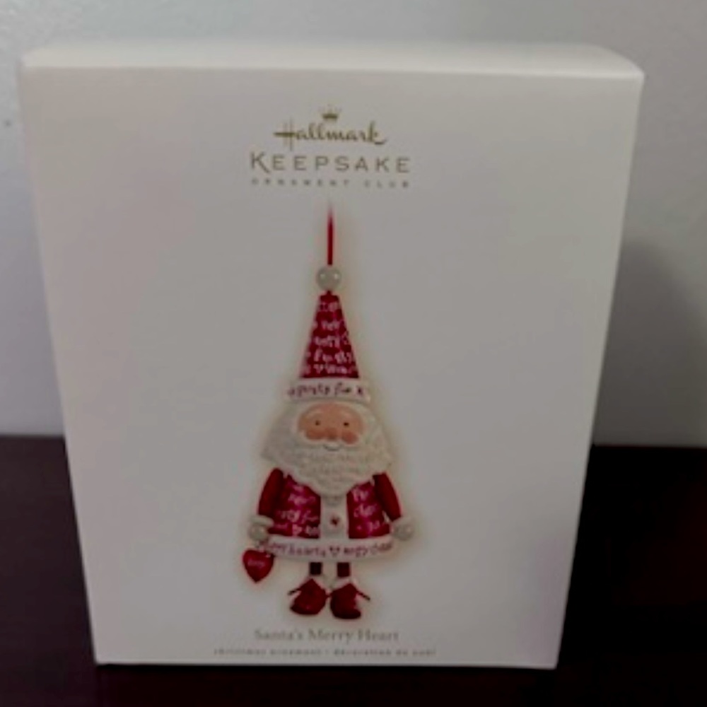 Hallmark 2009 Santa's Merry Heart Ornament
